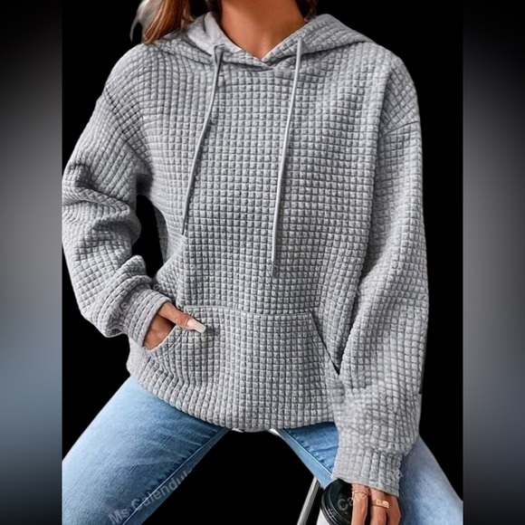 NWT Gray Quilted Hoodie - Picture 2 of 6